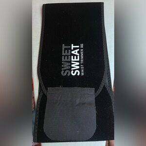 Sweet Sweat Black Waist Trimmer Belt
